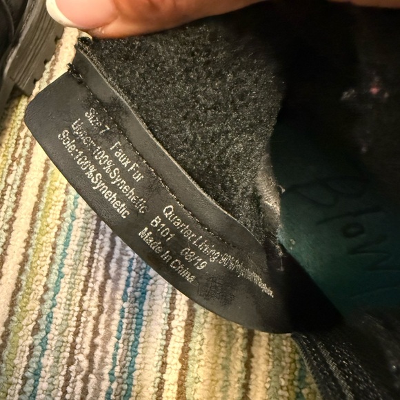 Blowfish Womens Randall Shearling Single Strap Boots Black - Picture 8 of 8